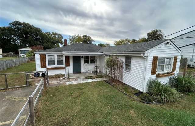 531 Woodford Street - 531 Woodford Street, Norfolk, VA 23503