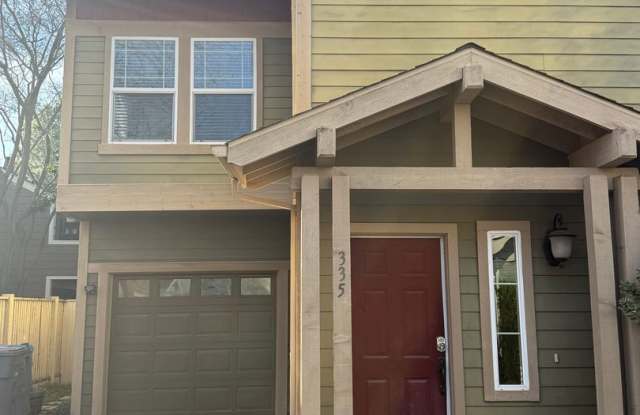 3 Bedroom Home Close to Gym and Shopping-$1,000 OFF First Month's Rent photos photos