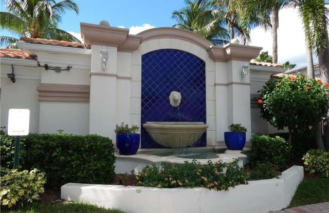5325 Cove Cir Gallery 3