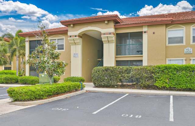 NOW AVAILABLE - Updated 1st Floor Condo in Bonita! photos photos
