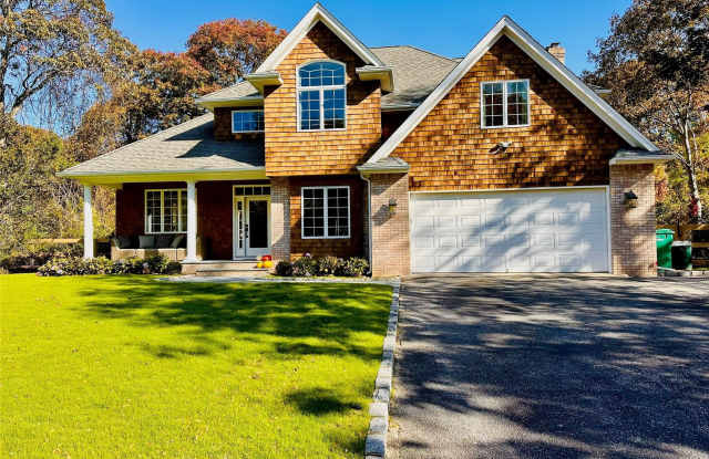 10 Ginny Lane photos photos