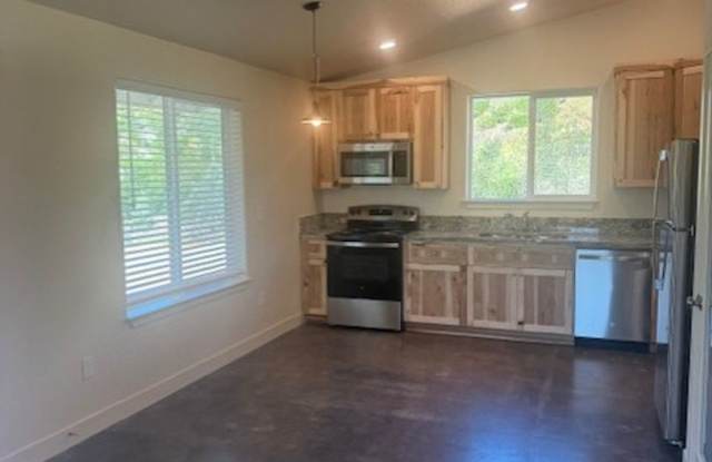 Newly Built Home Near Salt Creek Trail Move in Ready Gallery 4