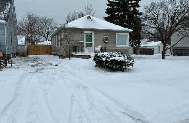 1710 Madison Avenue photos photos