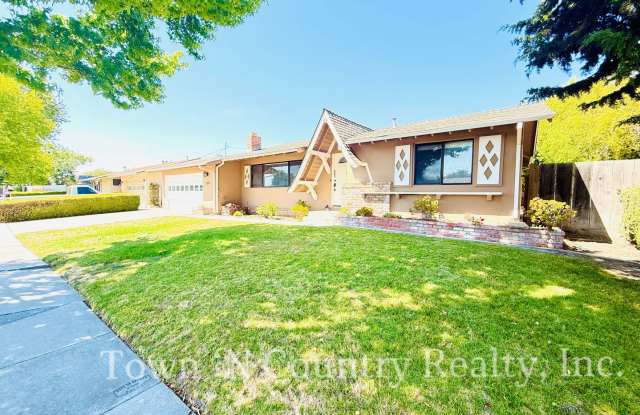 Charming 3-Bedroom Home with Modern Updates in South Salinas – Now Available for Rent! photos photos