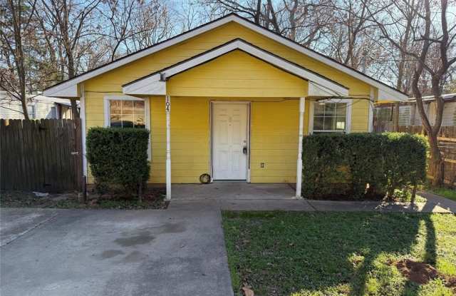 104 E Prospect Street photos photos