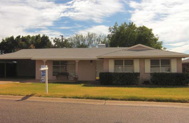 1737 E MCLELLAN Boulevard - 1737 East Mclellan Boulevard, Phoenix, AZ 85016