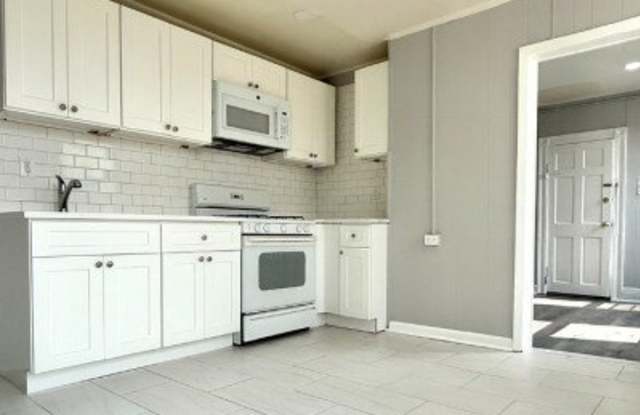 500 Bond St photos photos