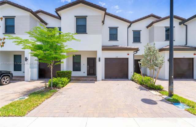 209 Southwest 159th Drive photos photos