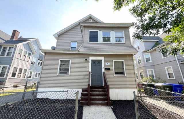 216 Oak Grove Ave. photos photos