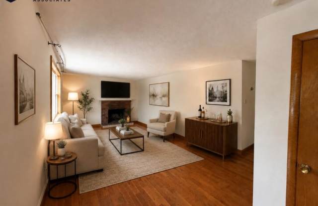 94 Hillside Rd. Gallery 2