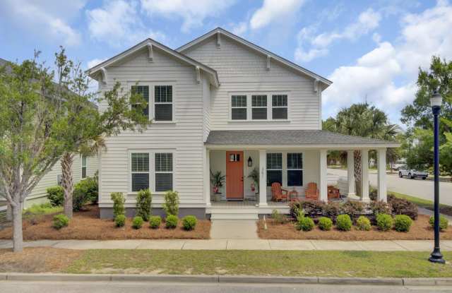 351 Gnarly Oak Lane photos photos