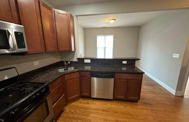 4656 N Monticello Ave photos photos