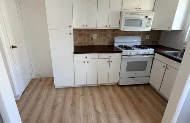 6737 Guyer Ave., 3 Bedrooms, 1 Bathroom House for $1,500/ Month Gallery 3