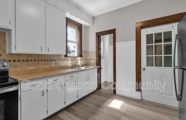 24 Lincoln Ave photos photos