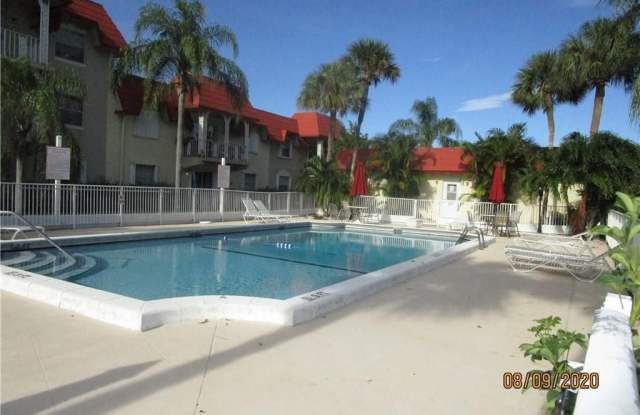475 SE 8 ST photos photos