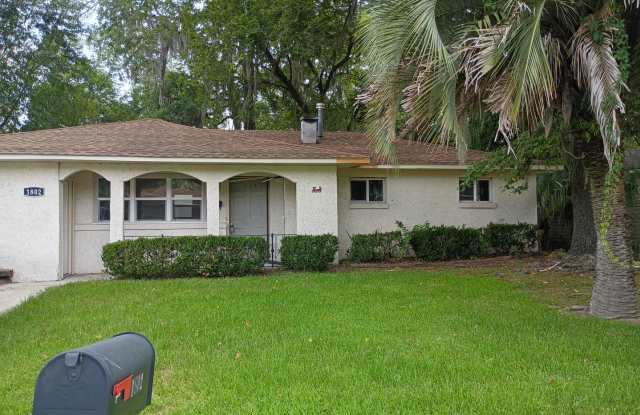 Rent Ready photos photos
