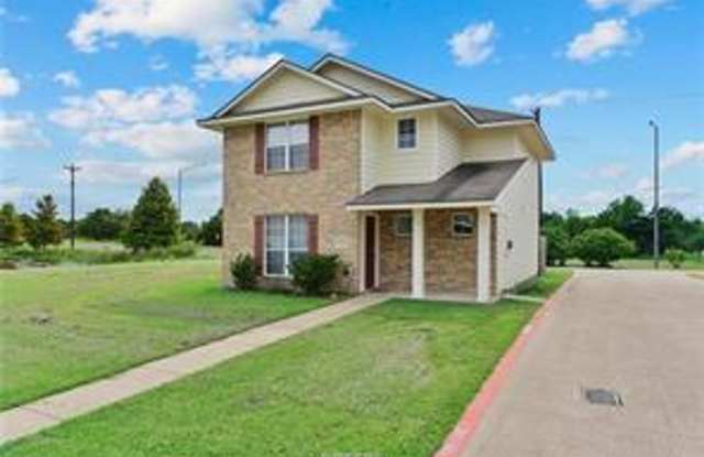 4001 Southern Trace Court Gallery 1