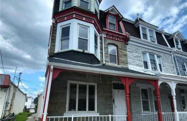 1245 W Turner Street photos photos