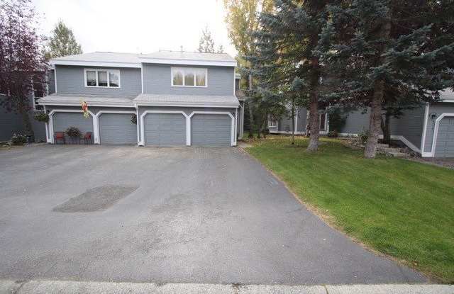 3 Bedroom East Anchorage Townhouse! - 6552 Cimarron Circle, Anchorage, AK 99504