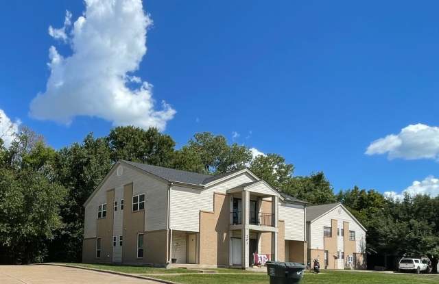 AVAILABLE AUGUST 2027 Spacious 2 Bed 2 Bath Apartment Gallery 1