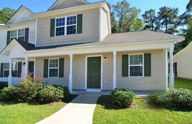 End Unit Townhome! Perfect Location for Back Gate  Beach! photos photos