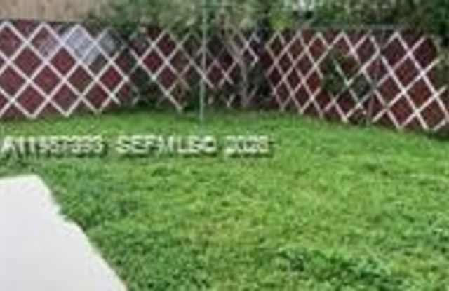 300 SW 9th Ave photos photos 300 SW 9th Ave photos photos