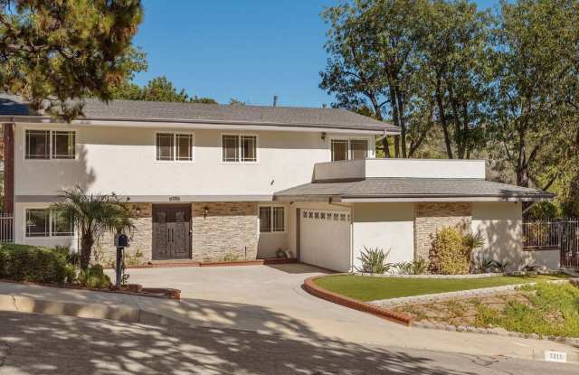 3315 Crail Way Gallery 1