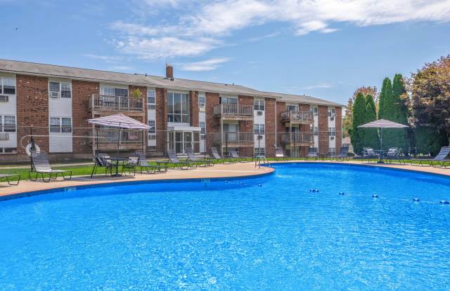Parkview Apartments Gallery 2