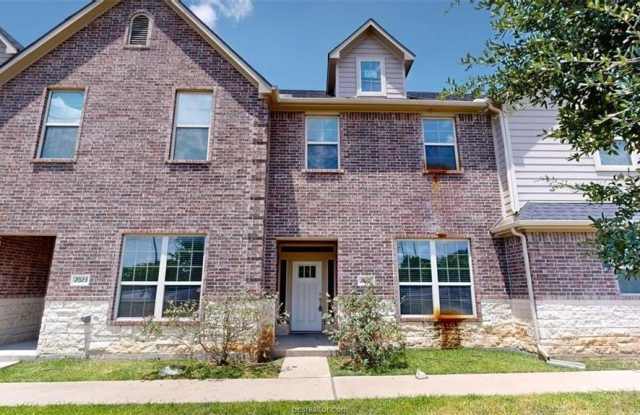 2023 Harvey Mitchell Parkway S photos photos