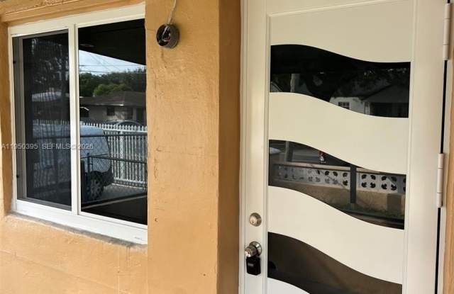 1490 NW 38th St photos photos