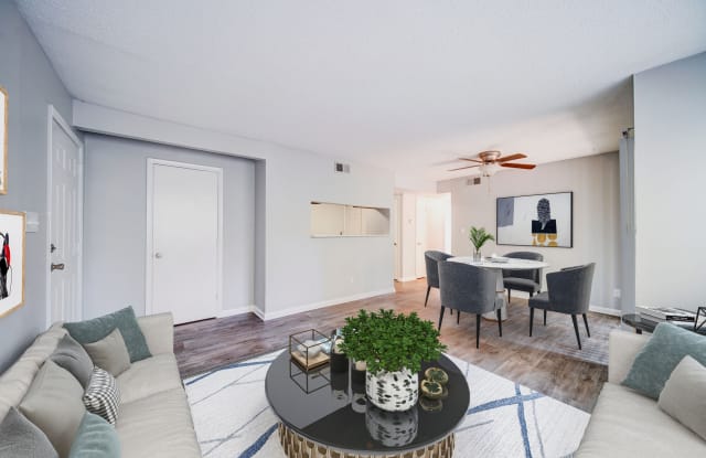 Foxcroft Apartments Gallery 3