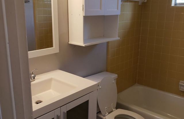 Two story Duplex Townhome Gallery 1
