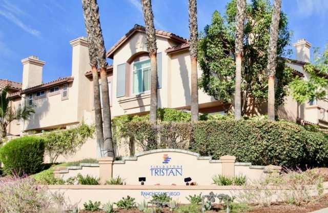Beautifully Upgraded 2 Bed / 2.5 Bath Townhome in Tristan Community – Rancho San Diego photos photos Beautifully Upgraded 2 Bed / 2.5 Bath Townhome in Tristan Community – Rancho San Diego photos photos