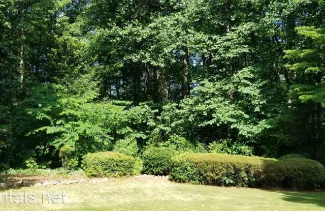 5560 Rosser Road Gallery 2