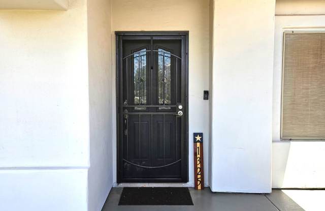Pool home available now! Gallery 4