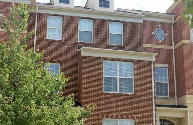 19406 FRONT STREET - 19406 Front Street, Lansdowne, VA 20176