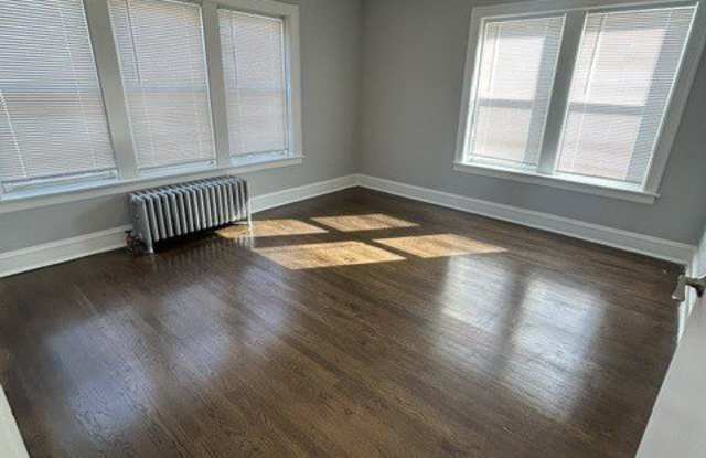 2502 N Leclaire Avenue Gallery 2