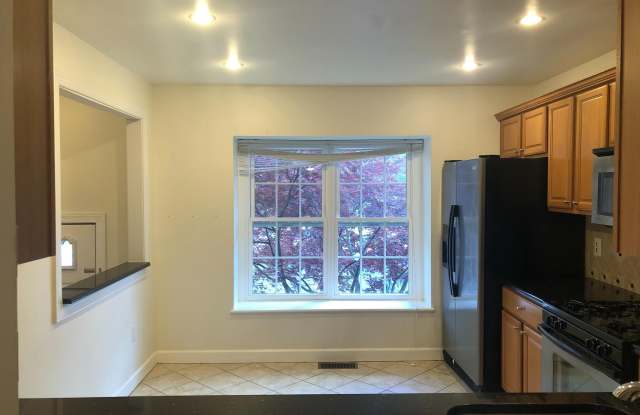 7916 PEYTON FOREST TRAIL Gallery 4