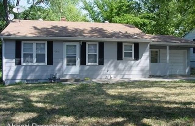 10616 East 27th Terrace South - 10616 East 27th Terrace South, Independence, MO 64052