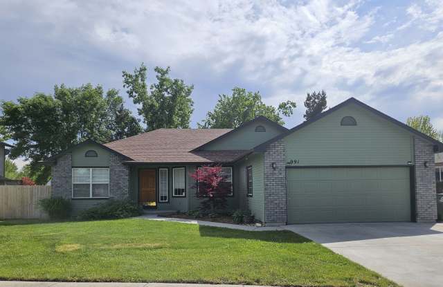 NEW TO MARKET 4 Bedroom Home - Central Meridian - All landscaping included photos photos
