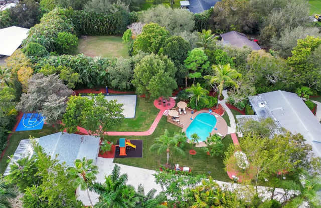14330 SW 20th St photos photos