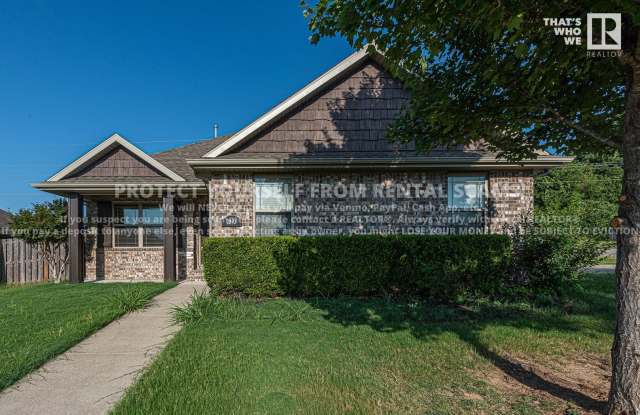 2893 N Seneca Avenue, Fayetteville, AR 72704 photos photos
