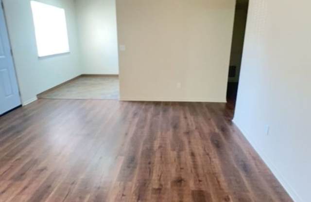 1930 K St, Merced Gallery 4