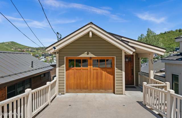 320 Woodside Avenue photos photos