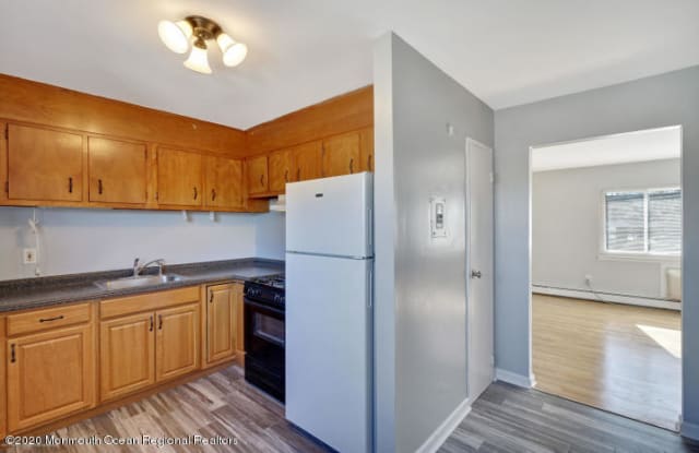 165 Wyckoff Road - 165 Wyckoff Rd, Eatontown, NJ 07724