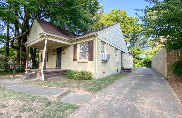 1 bedroom 1 bath near Avalon and Overton Park Ave in Midtown Memphis Gallery 3