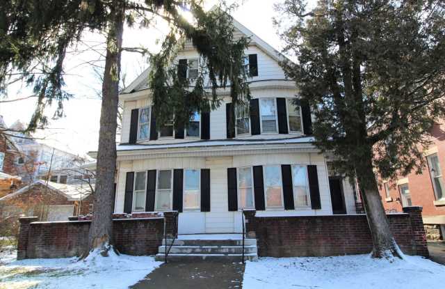 204-206 Wilson Ave - 204 Wilson Ave, Morgantown, WV 26501