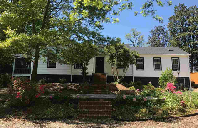 815 ST CLAIR AVE - 815 Saint Clair Avenue, Charlottesville, VA 22902