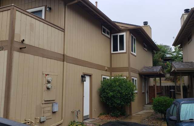 3 Bed 2 Bath Townhouse in Lakeside photos photos