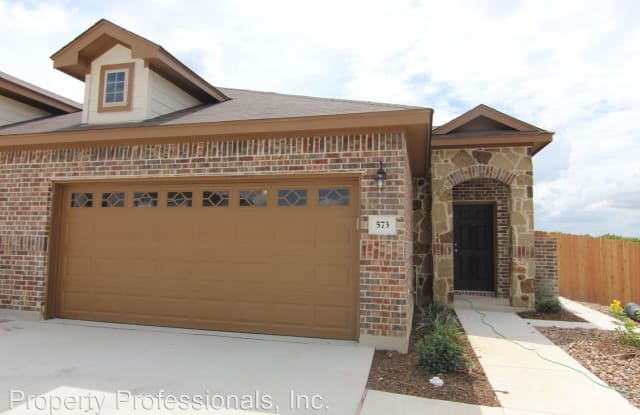 573 Creekside Forest - 573 Creekside Forest, New Braunfels, TX 78130